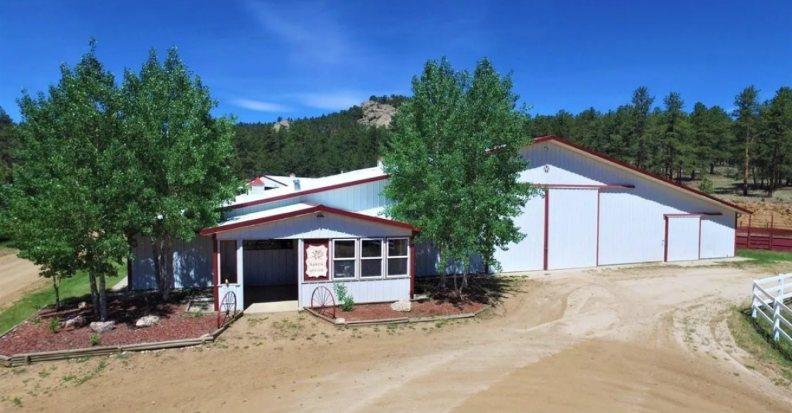 IP Ranch Barn Indian Paintbrush Ranch Equine Horse Stables Barn